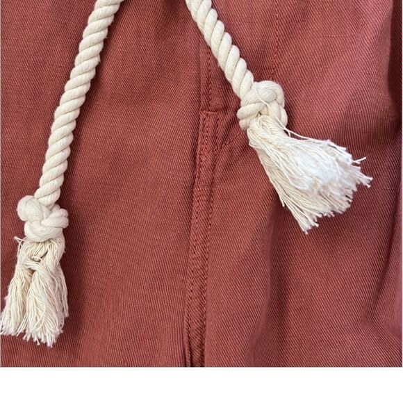 Veronica Beard Karter Pleated Crop Pants in Mocha NWT Size 6 - Picture 9 of 14